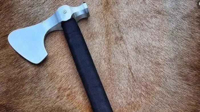 Forge a Colonial Era Tomahawk
