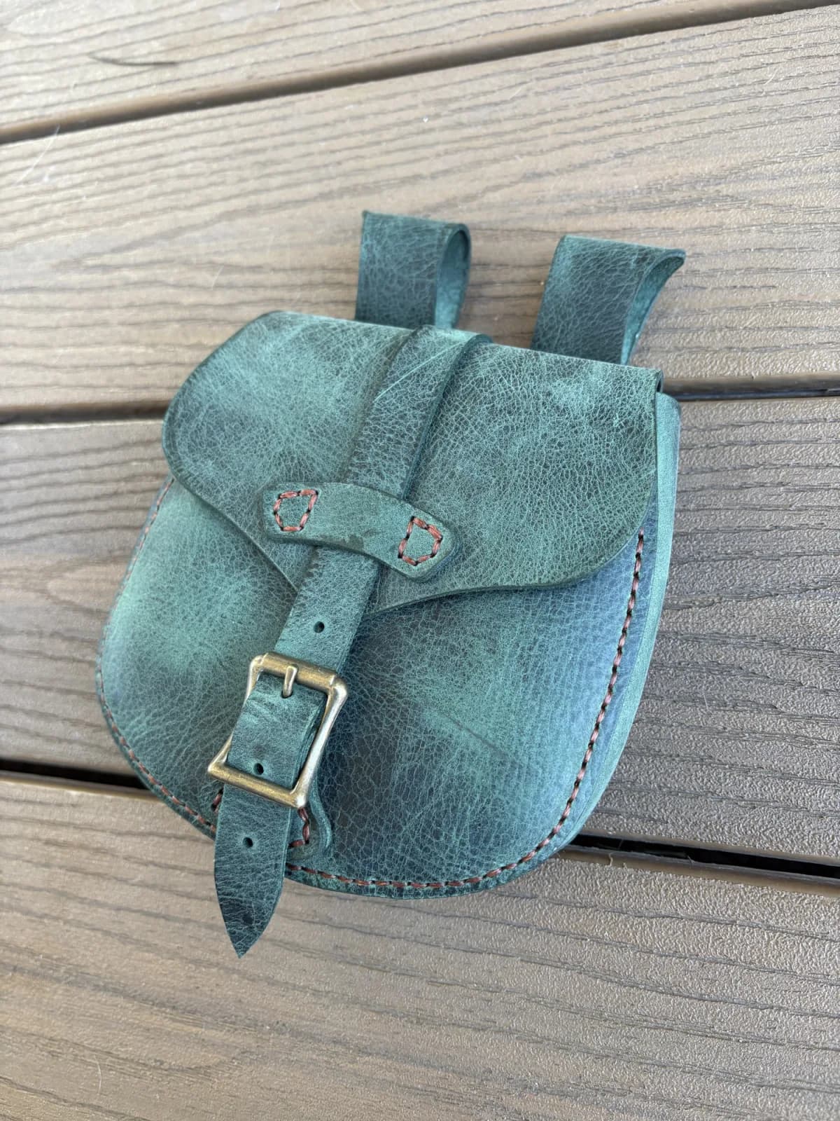 Leatherworking: Make a Stitched Hip Pouch