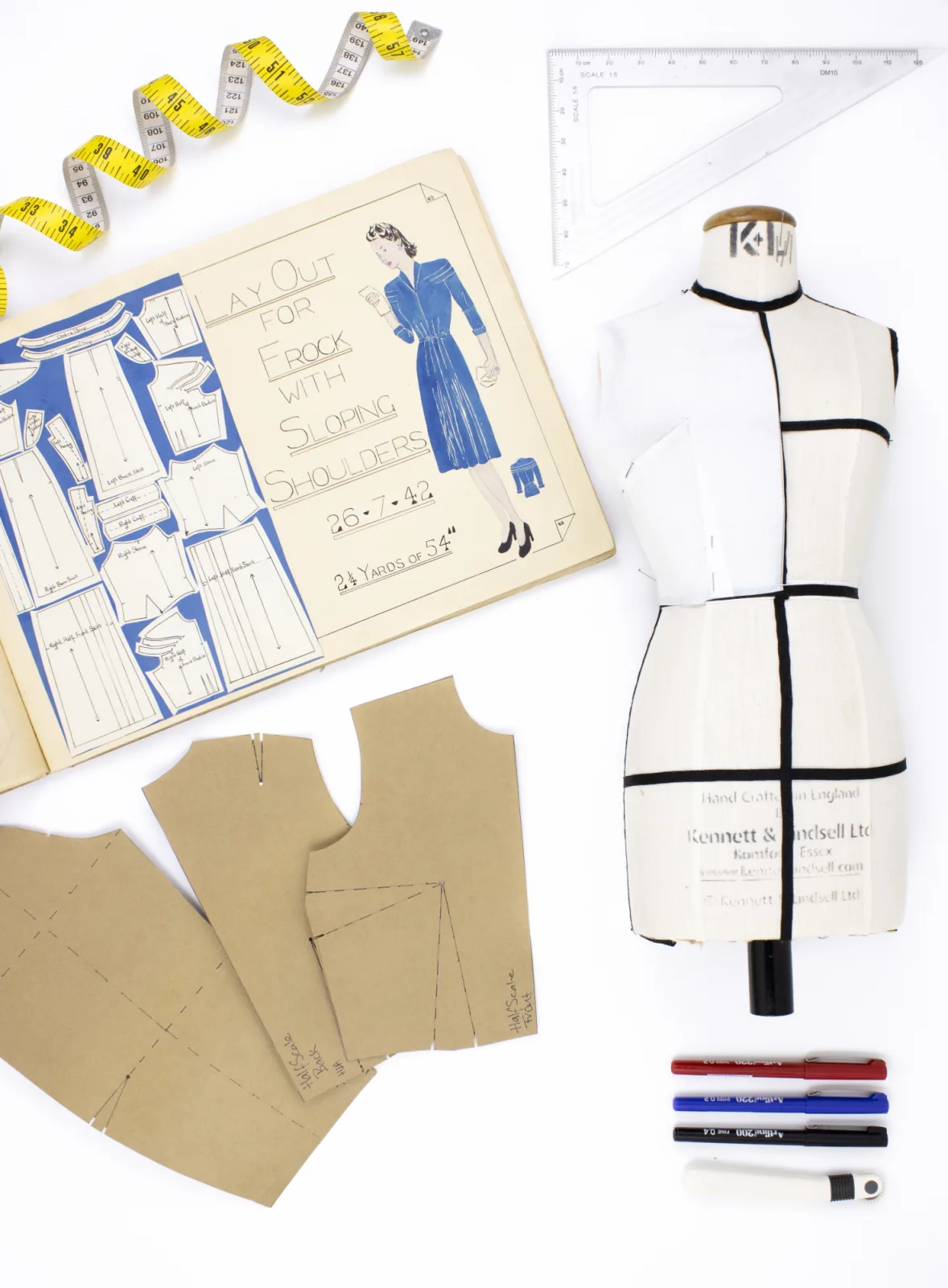 Fashion Formations: The Art of Dart Manipulation